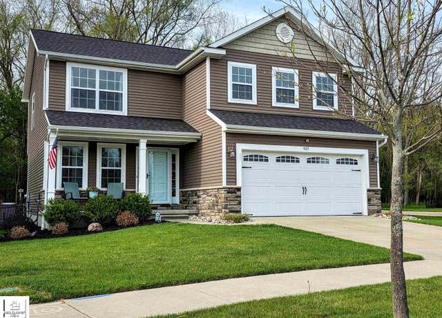 Property at 465 Edgewood Pass, Fenton, MI 48430, 4 beds, 2.5 baths