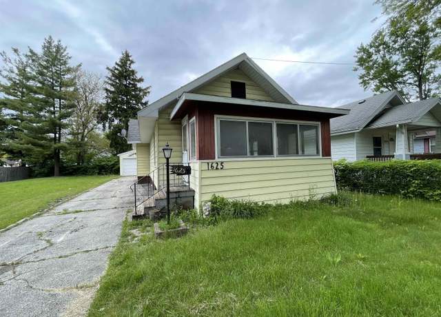 Property at 1625 N Oakley St, Saginaw, MI 48602, 2 beds, 1 bath