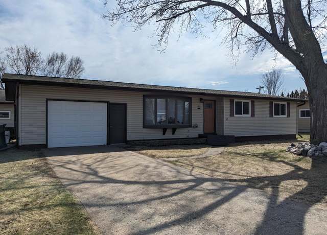 Property at 4525 Wabash St, Quinnesec, MI 49876, 4 beds, 2 baths