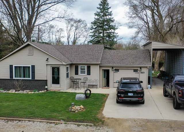 Property at 9801 E NEWBURG Rd, Durand, MI 48429 1760, 2 beds, 1 bath