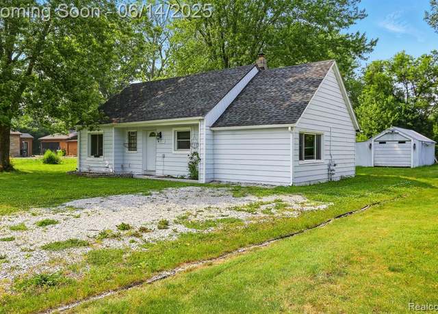 Property at 2121 Chesley Dr, Sterling Heights, MI 48310 4824, 3 beds, 1 bath