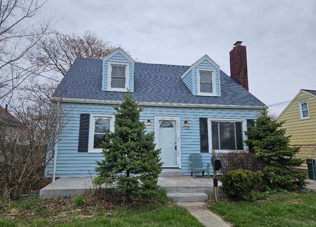 Property at 735 Banghart St, Lansing, MI 48906-4237, 3 beds, 1.5 baths