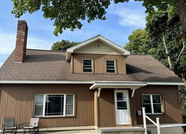 Property at 708.5 W Superior St. Rd, Munising, MI 49862, 5 beds, 2 baths