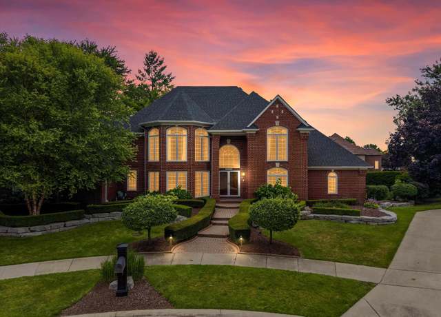 Property at 52376 Woodside Ct, Shelby Twp, MI 48315, 5 beds, 7 baths