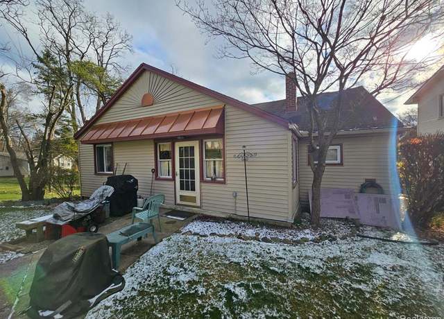 Property at 1875 SPARLING, Commerce, MI 48382 1964, 3 beds, 2 baths