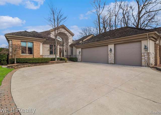 Property at 2 PRESTWICK, Dearborn, MI 48120 1166, 2 beds, 3.5 baths