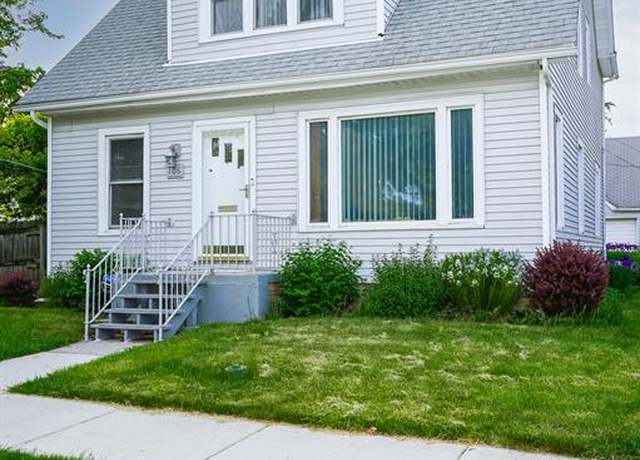 Property at 106 Hubbard St, Mount Clemens, MI 48043 5533, 4 beds, 2 baths