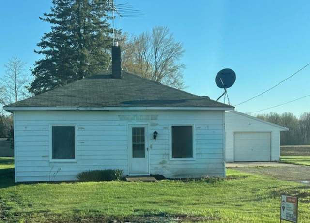 Property at 997 E Shaffer Rd, Hope, MI 48628, 3 beds, 1 bath