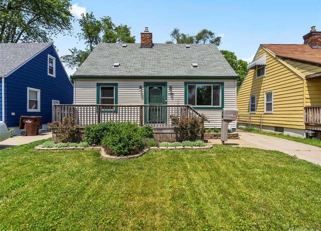 Property at 34286 Glover St, Wayne, MI 48184 2440, 3 beds, 1 bath