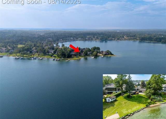 Property at 3266 Interlaken St, West Bloomfield, MI 48323 1824, 5 beds, 3.5 baths