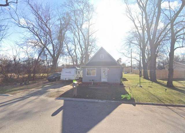 Property at 2902 John Porti 2902 John L Portis, Port Huron 48060 Dr, Port Huron, MI 48060, 2 beds, 1 bath