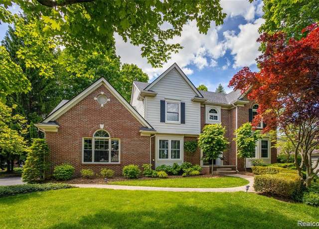 Property at 19531 Windridge Dr, Northville, MI 48167 3924, 4 beds, 3.5 baths