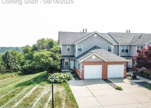 Property at 1496 Steeplechase Ct, Howell, MI 48843 7506, 2 beds, 3.5 baths