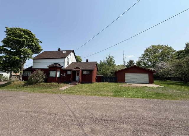Property at 26243 Atlantic St, Calumet, MI 49913, 4 beds, 1 bath