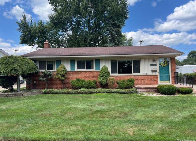 Property at 32136 Lyndon St, Livonia, MI 48154 4253, 3 beds, 2.5 baths