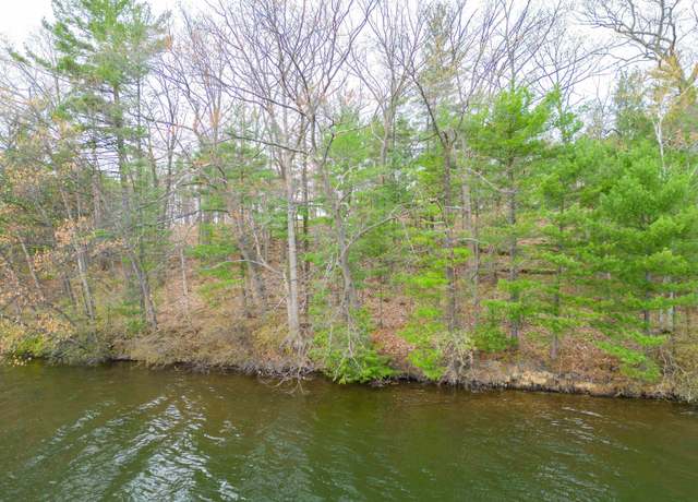 Property at 1565 Edgewater Rdg Lot : 4, Traverse City, MI 49684
