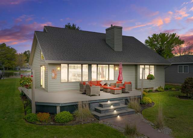 Property at 117 S Mark Trl, Lake City, MI 49651, 3 beds, 2.5 baths