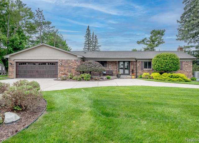 Property at 7488 DRIFTWOOD Dr, Fenton, MI 48430 8904, 3 beds, 3 baths