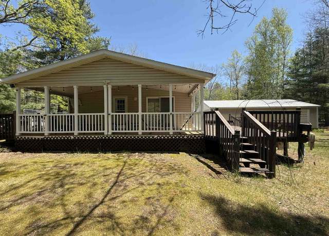 Property at 631 Rivers Terrace St, Gladwin, MI 48624, 3 beds, 2 baths