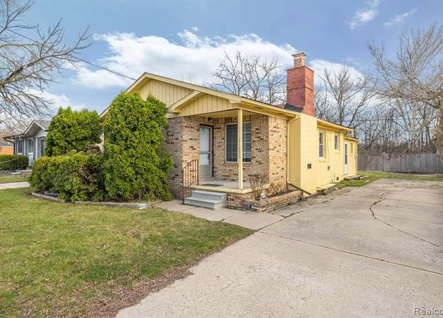 Property at 21670 SHARKEY St, Clinton Township, MI 48035 3656, 2 beds, 1 bath