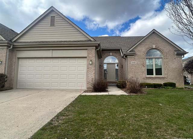 Property at 45401 DIAMOND POND Dr, Macomb, MI 48044 3550, 2 beds, 2 baths