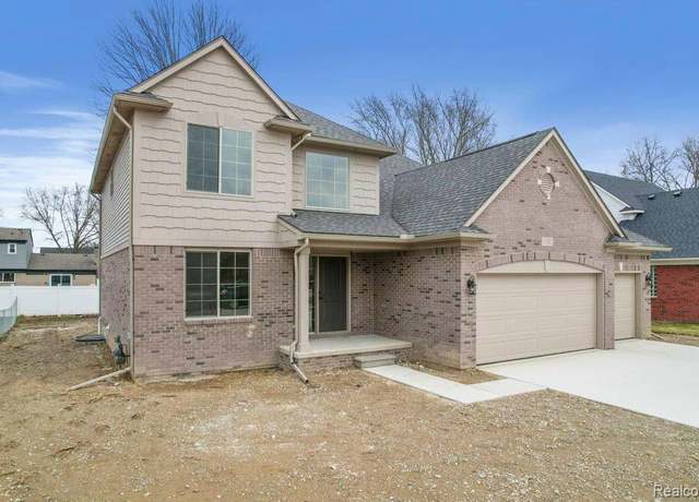 Property at 53302 Zachary Dr, Chesterfield, MI 48047 3163, 4 beds, 2.5 baths