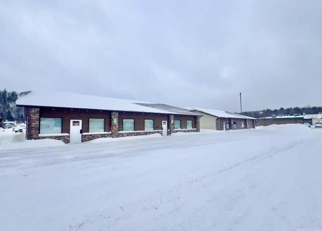 Property at 1025 Country Ln, Ishpeming, MI 49849, 5 beds, 3.5 baths