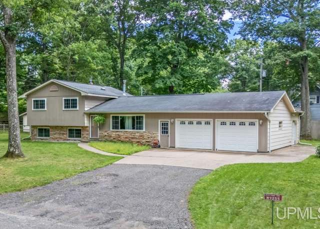 Property at W9255 Leland St, Iron Mountain, MI 49801, 3 beds, 1.5 baths
