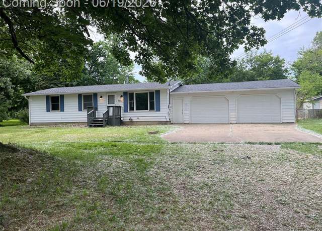 Property at 3250 Carr St, Flint, MI 48506 1939, 3 beds, 1 bath