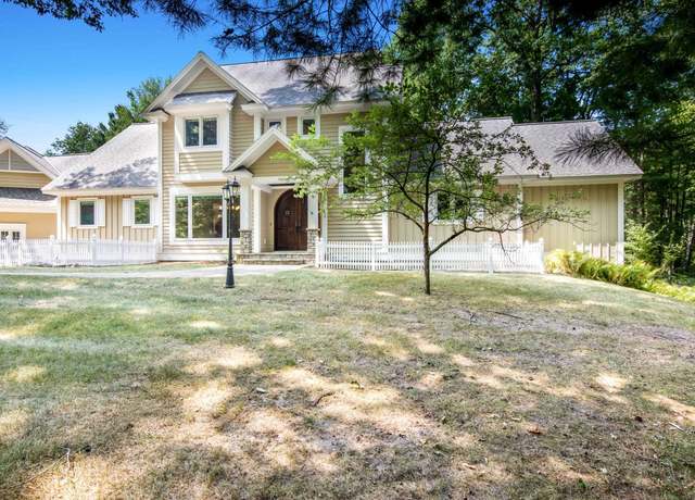 Property at 315 W Long Lake Dr Lot : 2, Traverse City, MI 49685, 5 beds, 3.5 baths