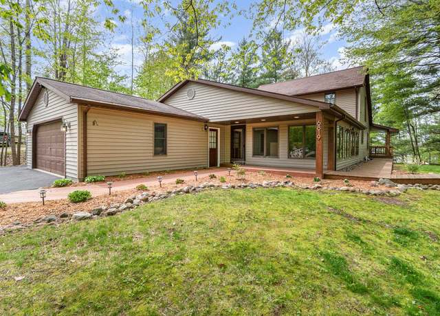 Property at 6819 Ringneck Trl, Alger, MI 48610, 4 beds, 2 baths