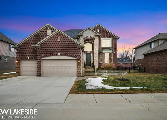 Property at 62770 Franklin Park Dr, Washington Twp, MI 48094, 4 beds, 3.5 baths