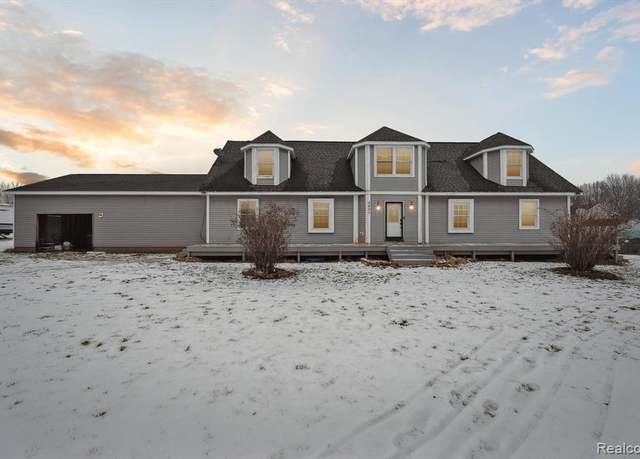 Property at 5451 E M 36, Stockbridge, MI 49285 9658, 5 beds, 2 baths