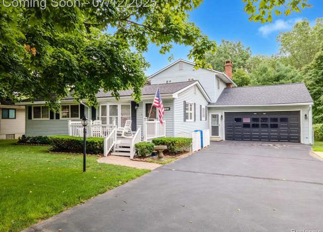 Property at 2710 Frembes Rd, Waterford, MI 48329 3615, 3 beds, 2 baths
