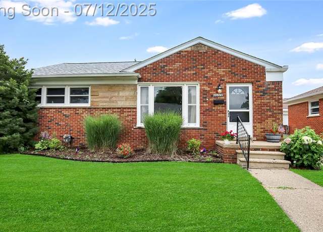 Property at 20209 Gaukler St, Saint Clair Shores, MI 48080 3772, 3 beds, 1 bath