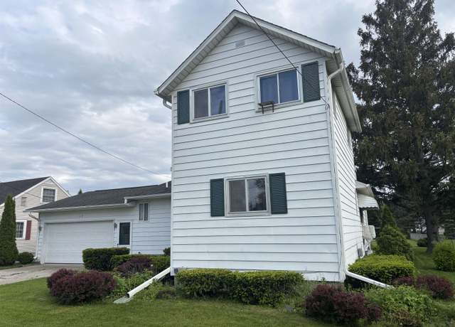 Property at 414 Nebobish St, Bay City, MI 48708, 3 beds, 1.5 baths