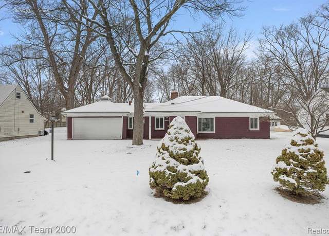 Property at 21718 8 1-2 Mile Rd, Southfield, MI 48076, 2 beds, 1 bath