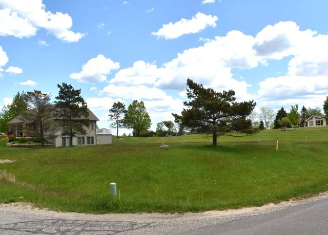 Property at 1627 Shaftsbury Ct, Gladwin, MI 48624