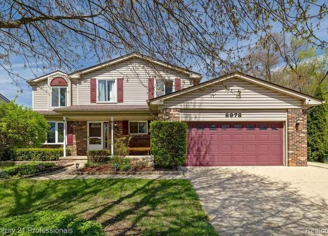 Property at 8978 Sussex St, White Lake, MI 48386 3366, 4 beds, 2.5 baths
