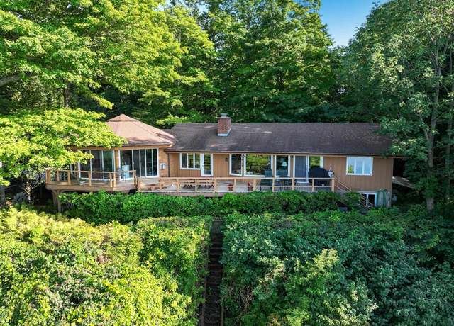 Property at 474 E Crystal Downs Dr Lot : 157-8, Frankfort, MI 49635, 5 beds, 3.5 baths