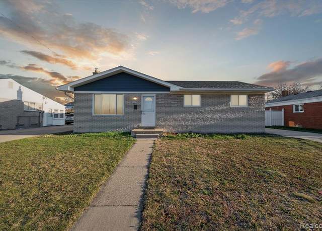 Property at 22742 CLINTON St, Taylor, MI 48180 4124, 3 beds, 1.5 baths