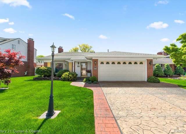 Property at 4669 PARKSIDE Blvd, Allen Park, MI 48101 3205, 3 beds, 2 baths