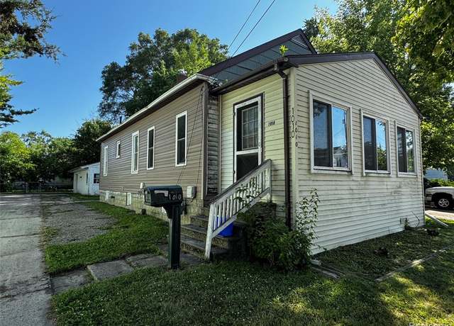 Property at 1010 13th St, Bay City, MI 48708 7395, 2 beds, 1 bath