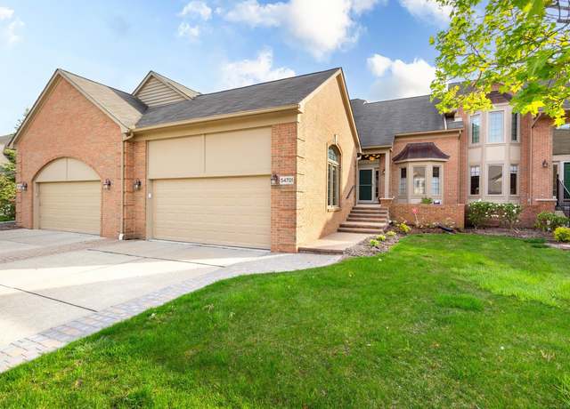 Property at 54701 Ashford Ct, Shelby Twp, MI 48316, 2 beds, 2.5 baths