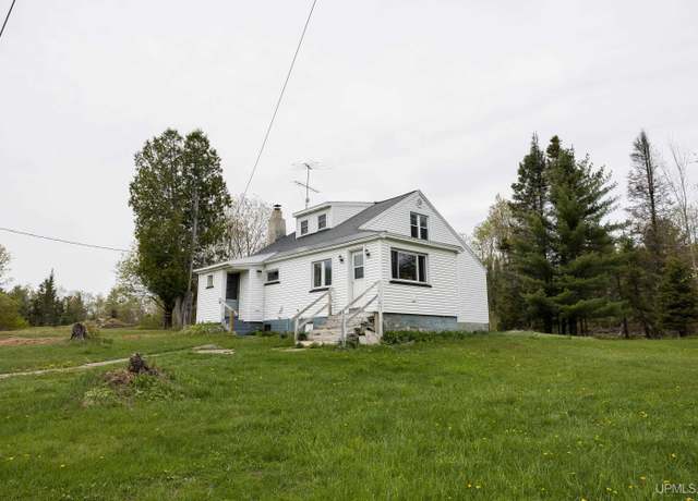 Property at 3110 County Road FD Rd, Champion, MI 49814, 3 beds, 1 bath