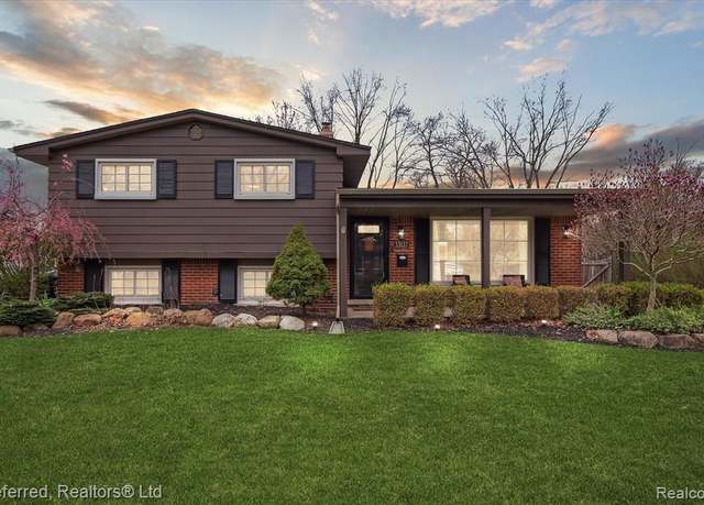 Property at 33137 KIRBY St, Farmington, MI 48336 5038, 3 beds, 1.5 baths