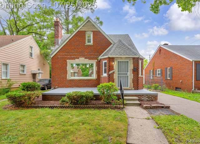Property at 19308 Lesure St, Dearborn Heights, MI 48235 1724, 4 beds, 1.5 baths