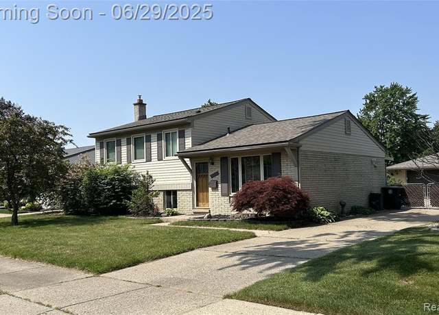 Property at 14101 Hix St, Livonia, MI 48154 4902, 3 beds, 2 baths