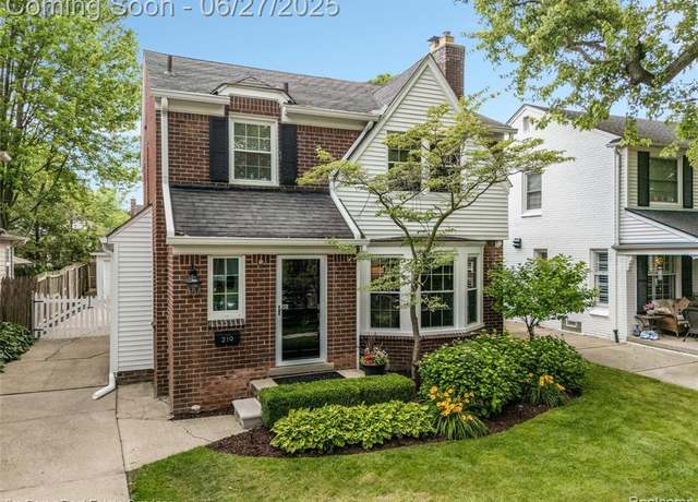 Property at 219 McMillan Rd, Grosse Pointe Farms, MI 48236 3509, 3 beds, 1.5 baths