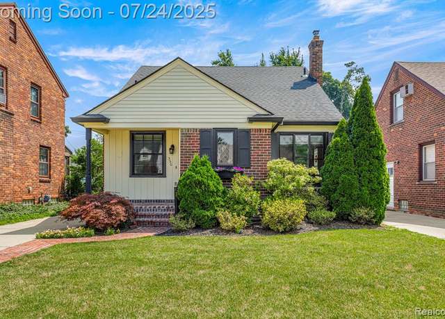 Property at 330 Devonshire St, Dearborn, MI 48124 1084, 3 beds, 3 baths